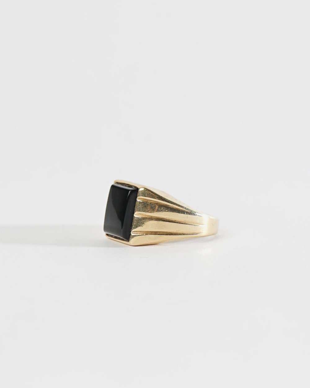 14k Gold Ring w/ Onyx / size: 8 - image 2