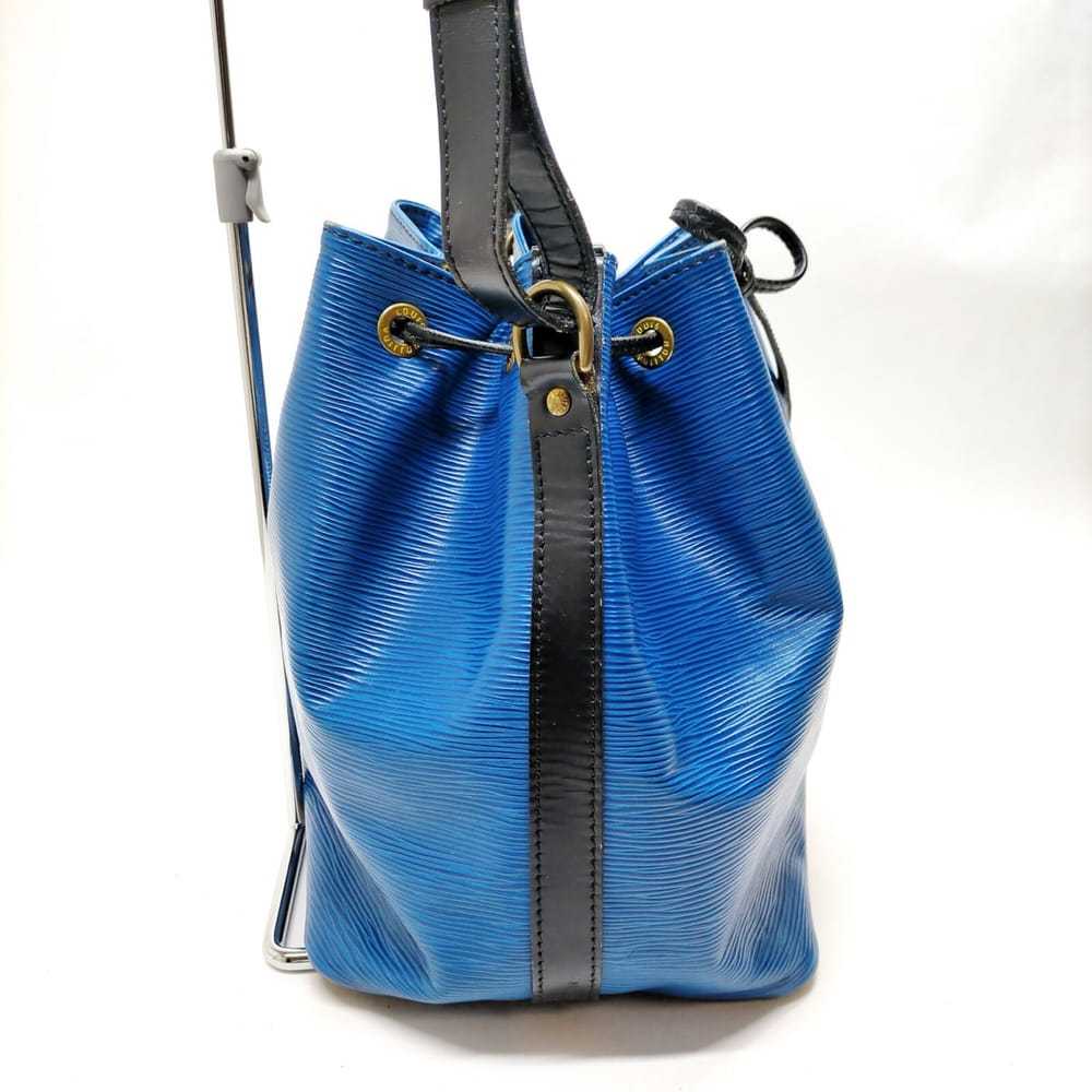 Louis Vuitton Petit Noé trunk leather handbag - image 3