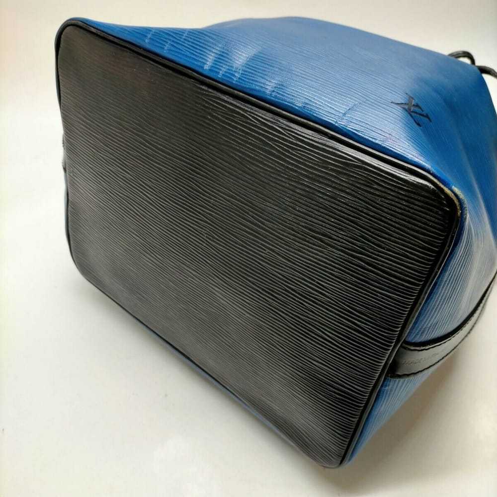 Louis Vuitton Petit Noé trunk leather handbag - image 5