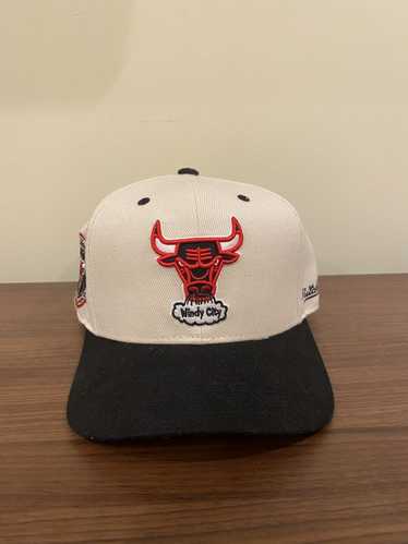 Mitchell & Ness Bulls Mitchell and ness fitted
