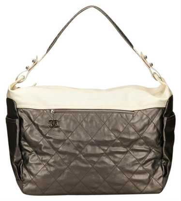 Chanel Chanel Large Silver and Cream Quilted Biarr