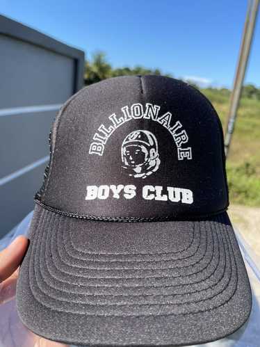 Club Essential Trucker (Black/Black) – For The Culture Club