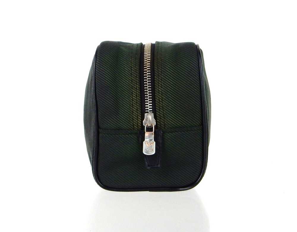 Louis Vuitton Trousse Toilery Pouch GM Taiga Leather Green 232555
