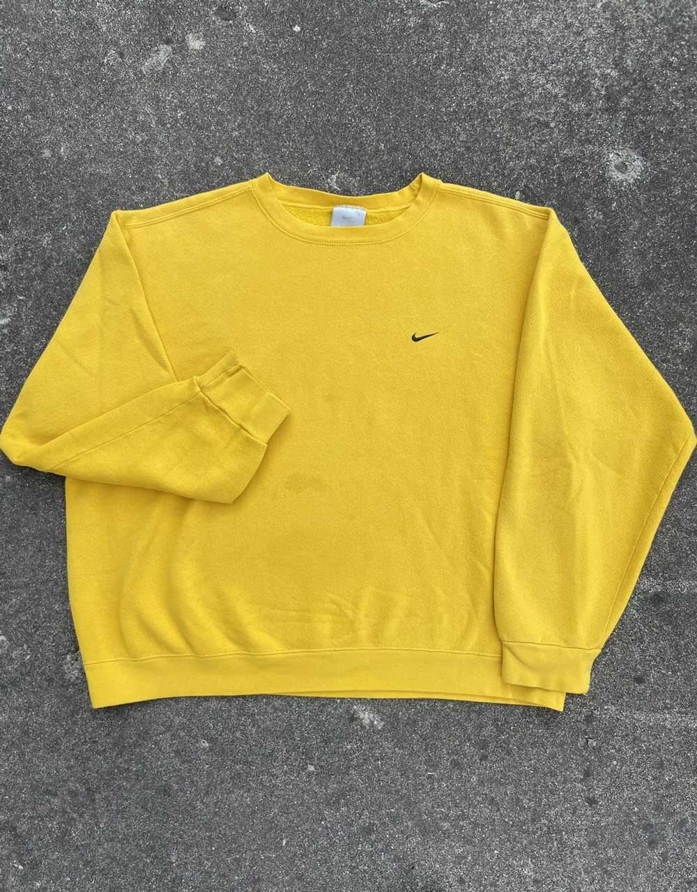 Nike × Streetwear × Vintage Vintage Nike yellow s… - image 3