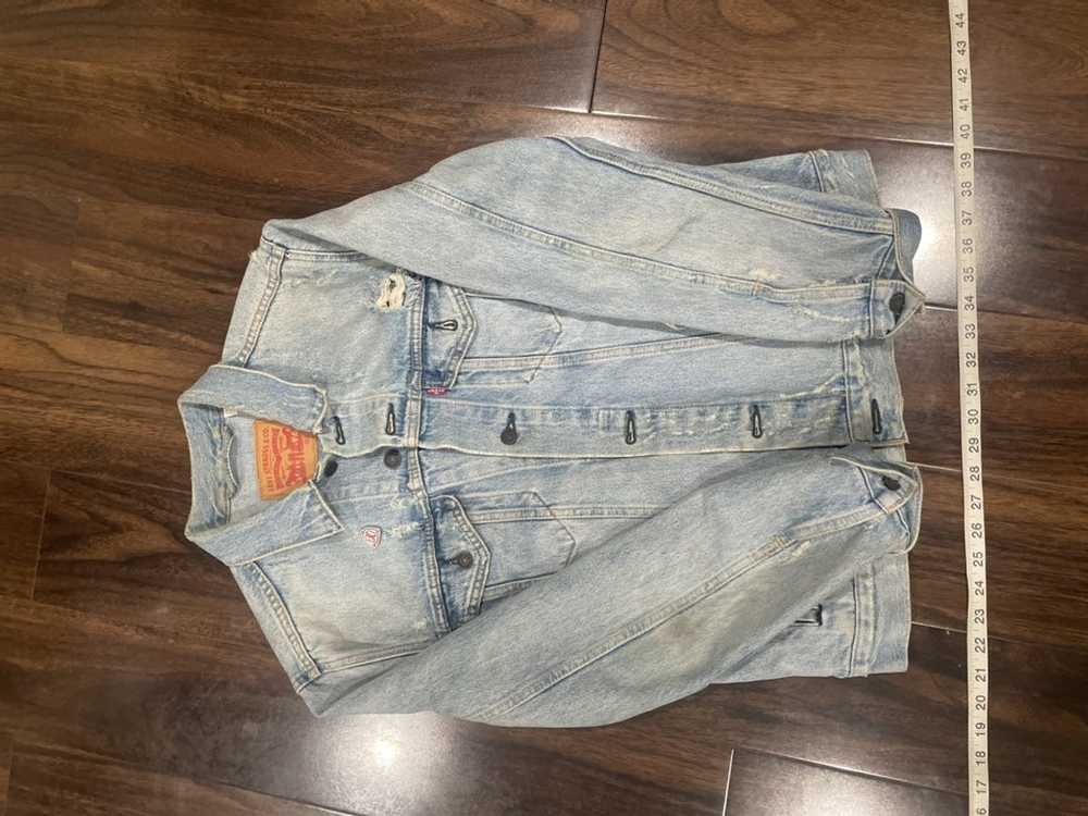 Levi's × Streetwear × Vintage Levis distressed je… - image 2