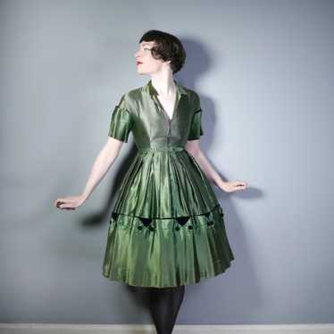 40s 50s GREEN AND BLACK SATIN DRESS WITH VELVET B… - image 1