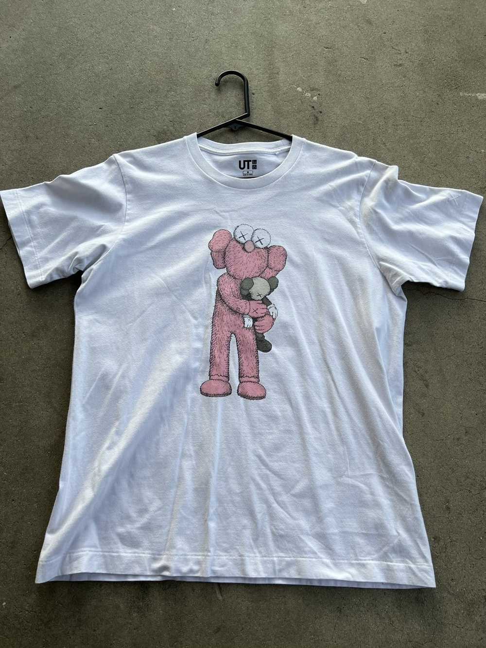 Kaws × Streetwear × Uniqlo Uniqlo kaws tee - image 1