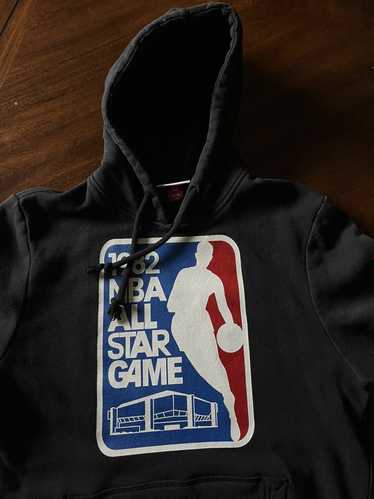 Mitchell & Ness × Streetwear × Vintage NBA Limited