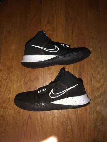 Buy the Men's Nike Kylie Flytrap IV Shoes Size 12
