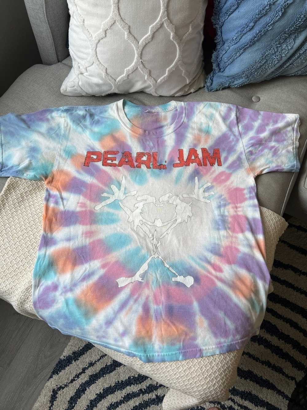 Vintage Vintage bootleg Pearl Jam t-shirt 2006 - image 1