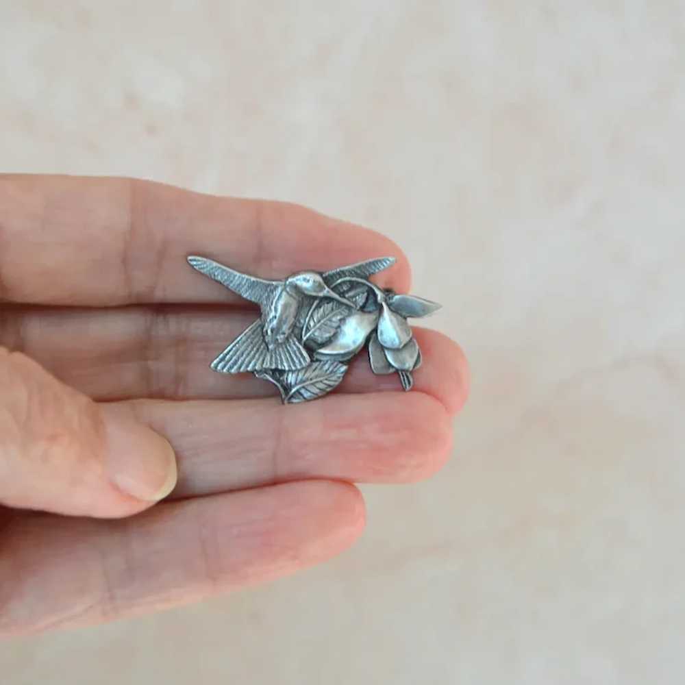 Pewter Birds and Blooms Hummingbird Brooch Pin - image 8