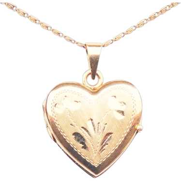 Old Floral Heart Picture Locket Pendant solid 18K… - image 1