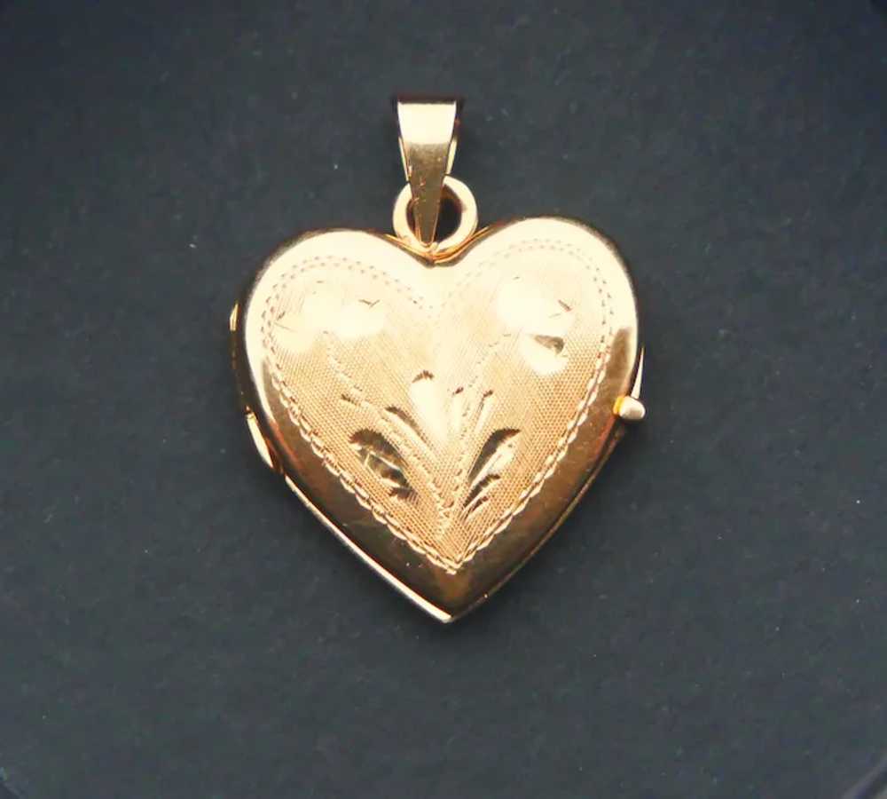 Old Floral Heart Picture Locket Pendant solid 18K… - image 7