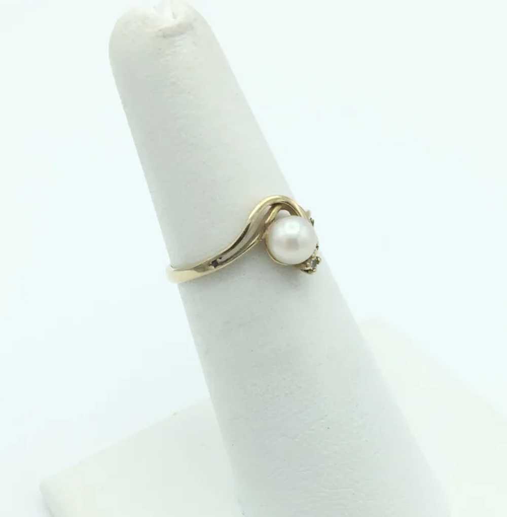 10K Pearl And Diamond Ring - image 2