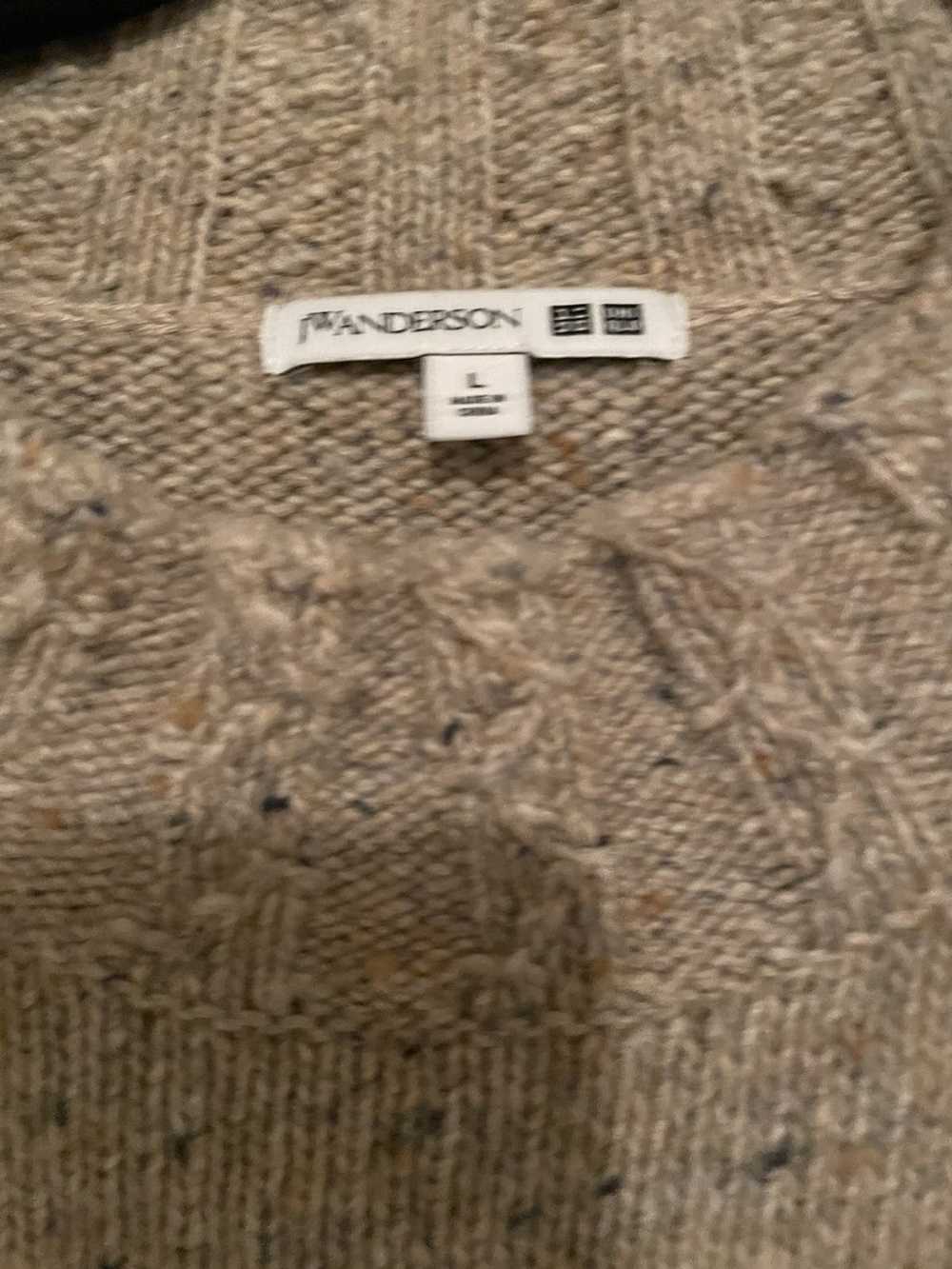 J.W.Anderson × Uniqlo jw anderson x uniqlo sweater - image 2