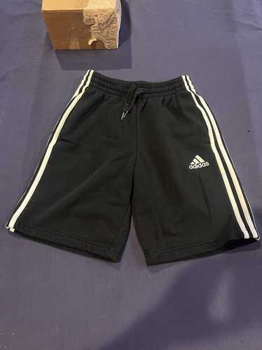 Adidas Adidas jogger shorts