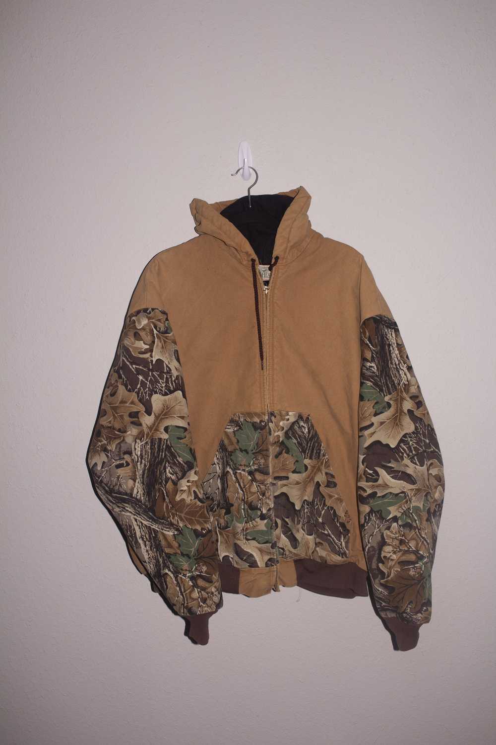 Red Head × Vintage 90s Camo Duckdown Jacket - image 1