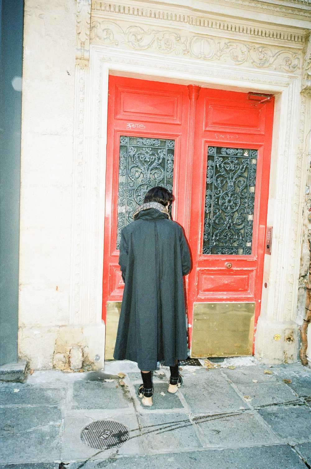 1990s Romeo Gigli cocoon coat - image 3