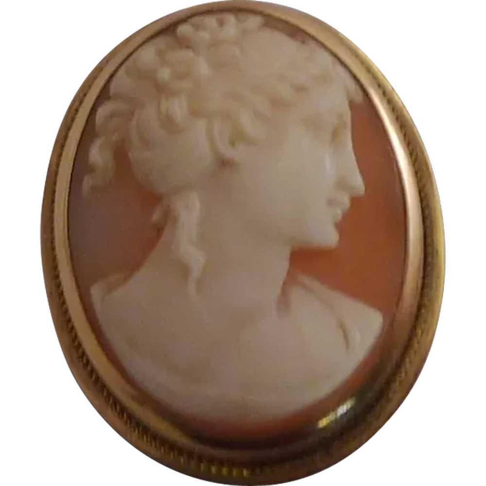 Gold Carved Shell Cameo Pendant Brooch Pin - image 1