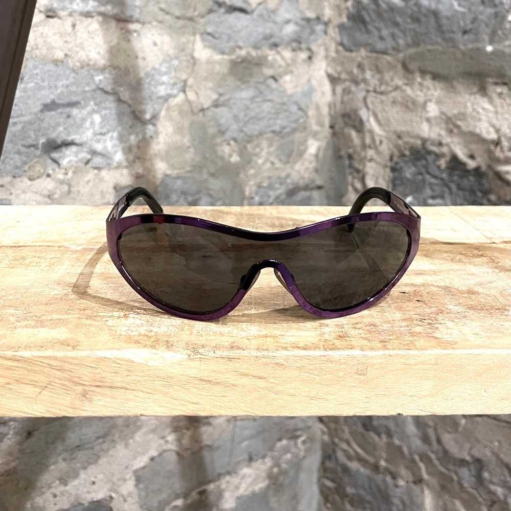 Gucci Gucci GG 1612S Purple Oval Shield Sunglasses - image 2