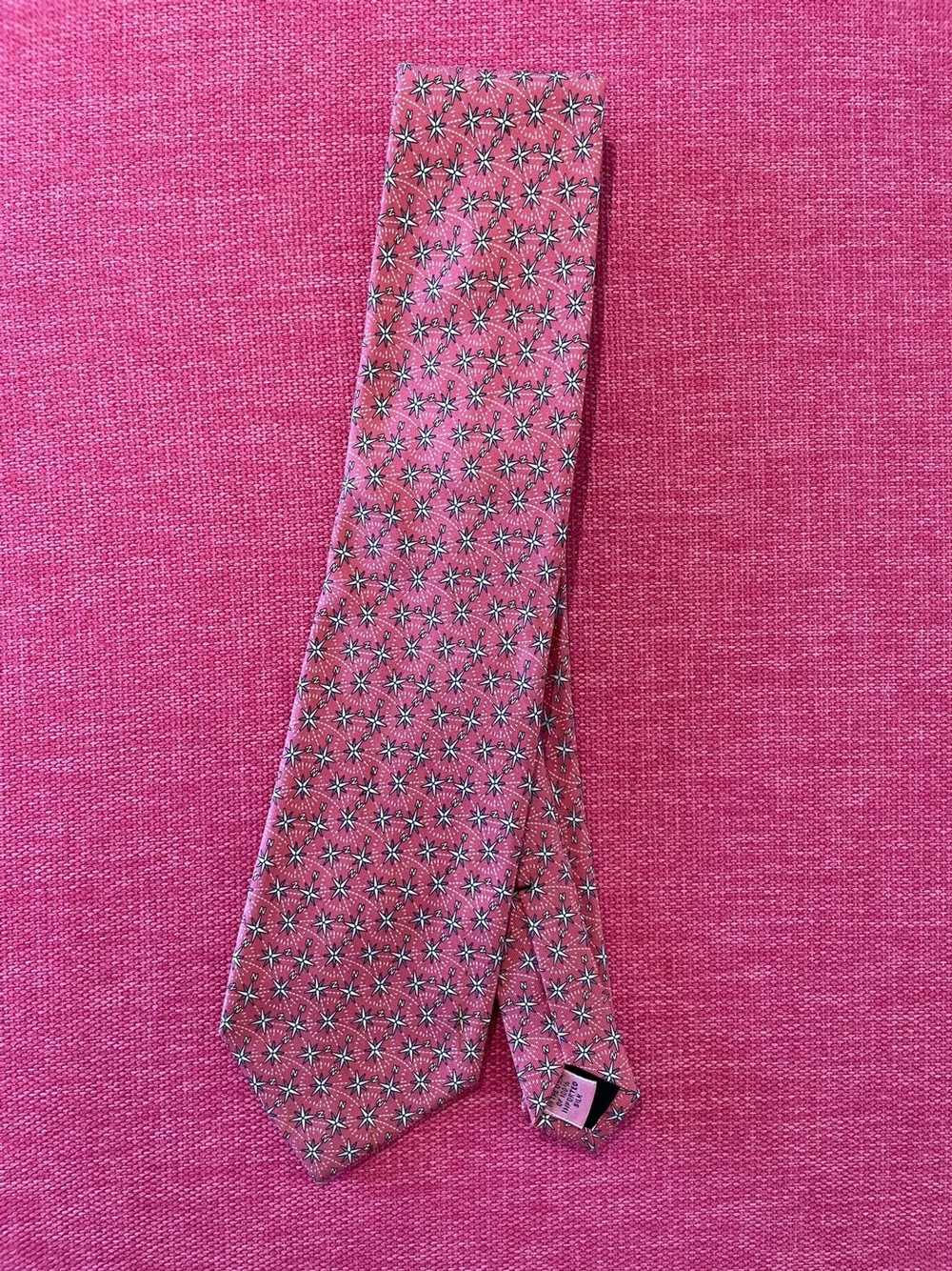 Vineyard Vines Pink compass silk tie - image 1