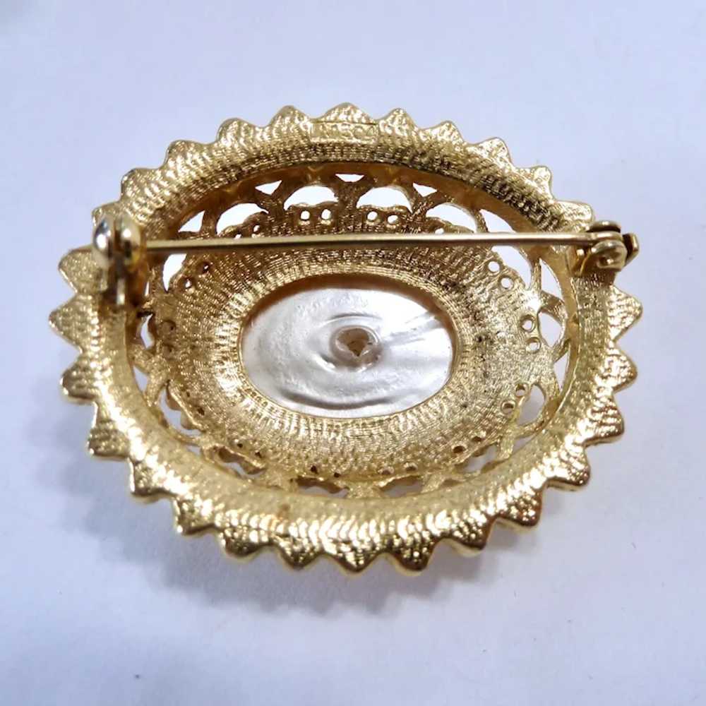 Impressive Domed Brooch with Large Faux Mabe Pear… - image 7