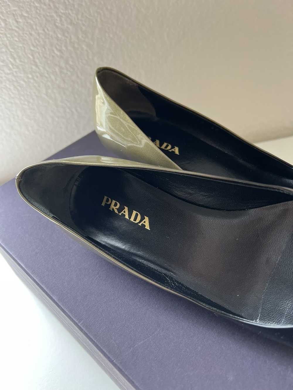 Prada prada textured paint kitten heels (black x … - image 6