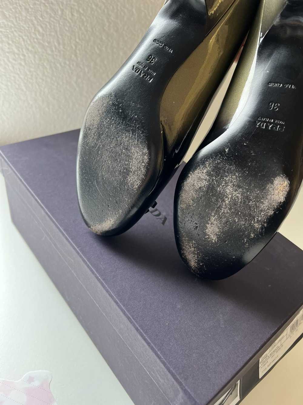 Prada prada textured paint kitten heels (black x … - image 8