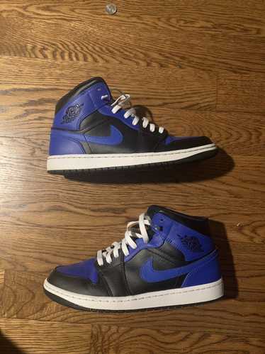 Jordan Brand × Nike Jordan 1 Hyper Royal Tumbled L