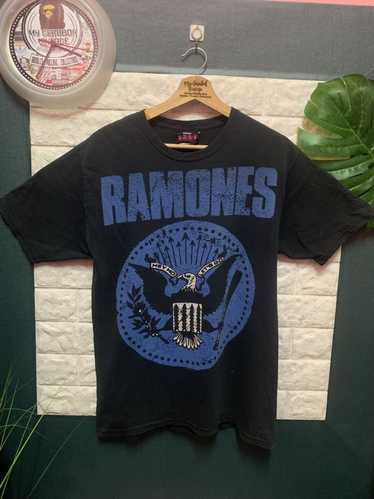 Band Tees × Rock T Shirt × Vintage RARE!! Shirt B… - image 1