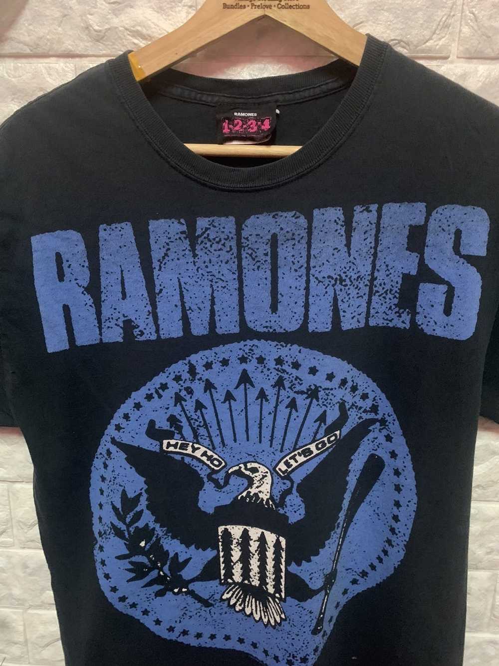 Band Tees × Rock T Shirt × Vintage RARE!! Shirt B… - image 2