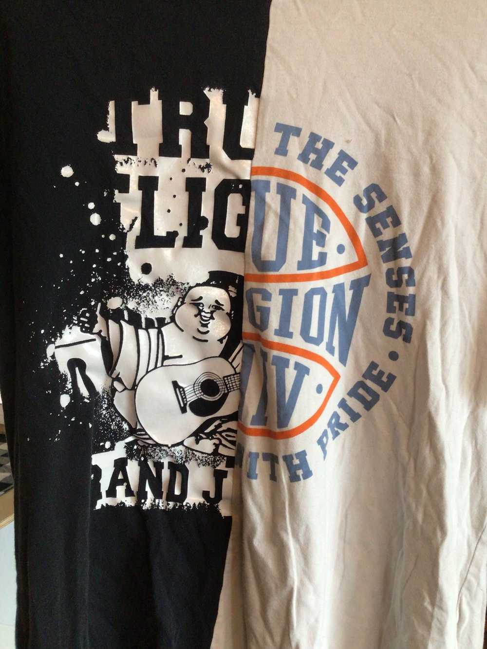 Vintage True Religion Half & Half Shirt Medium 20 - image 2