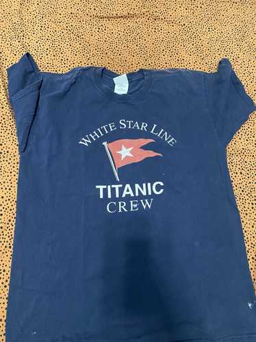 Gildan × Movie × Vintage Vintage Titanic Crew Shir