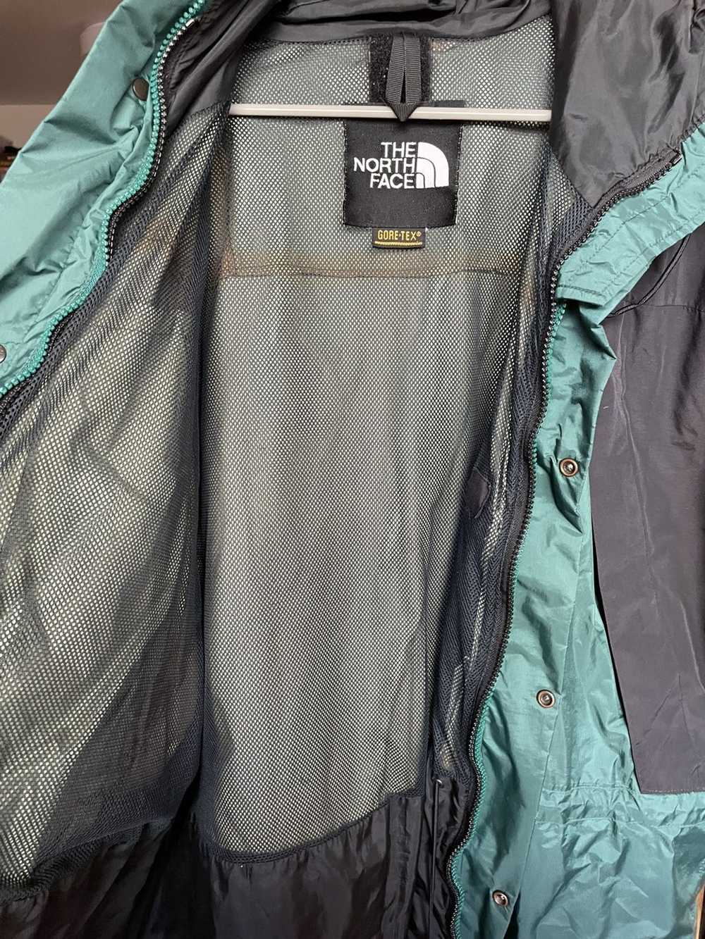 The North Face Vintage 90’s North Face GoreTex Ra… - image 2