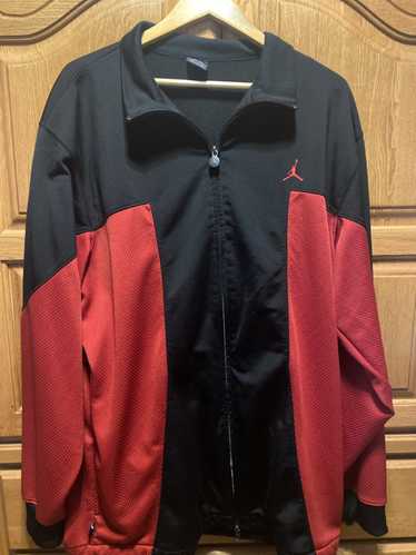 Jordan Brand Jordan Sport Sweater Black Red Size 2