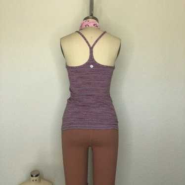 Lululemon Energy Bra Women's Size 6 Sports Cross Strap Striped