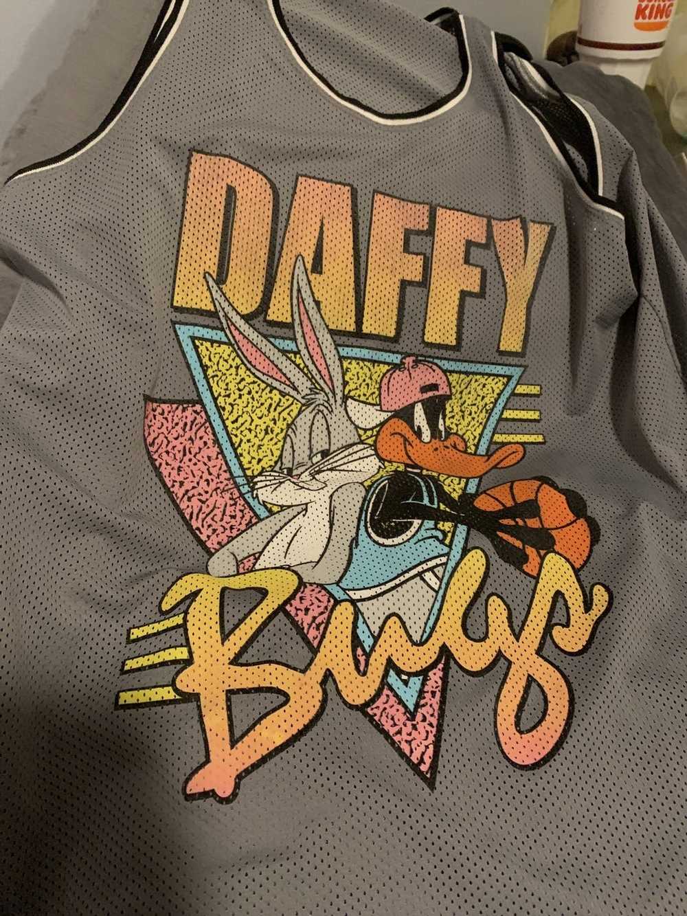 Streetwear × Vintage Daffy and bugs bunny 90’s ba… - image 1