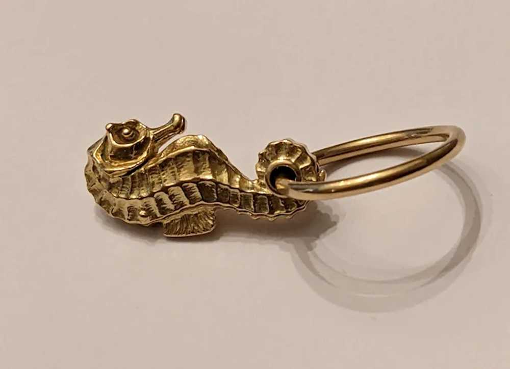 Vintage 18kt Yellow Gold Seahorse Keychain - image 2