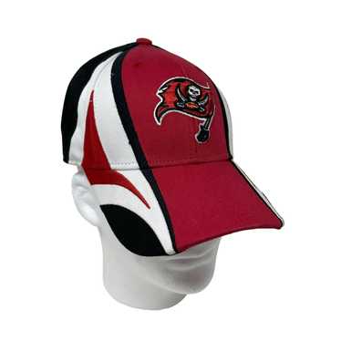 Reebok - NFL Tampa Bay Buccaneers Flexfit Sideline Prim Color cap