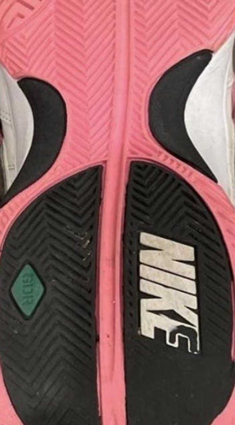 Nike Nike City Court Tennis Shoes Pink - image 6