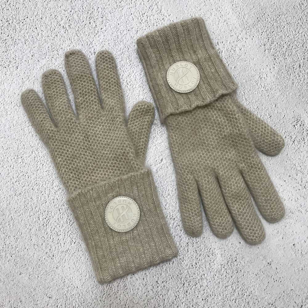 Hublot × Luxury × Watch HUBLOT Cashmere Gloves Kn… - image 2