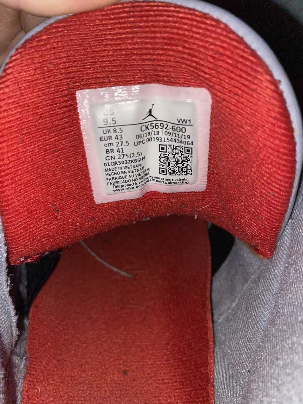 Jordan Brand × Nike Jordan 3 Retro Fire Red - image 5