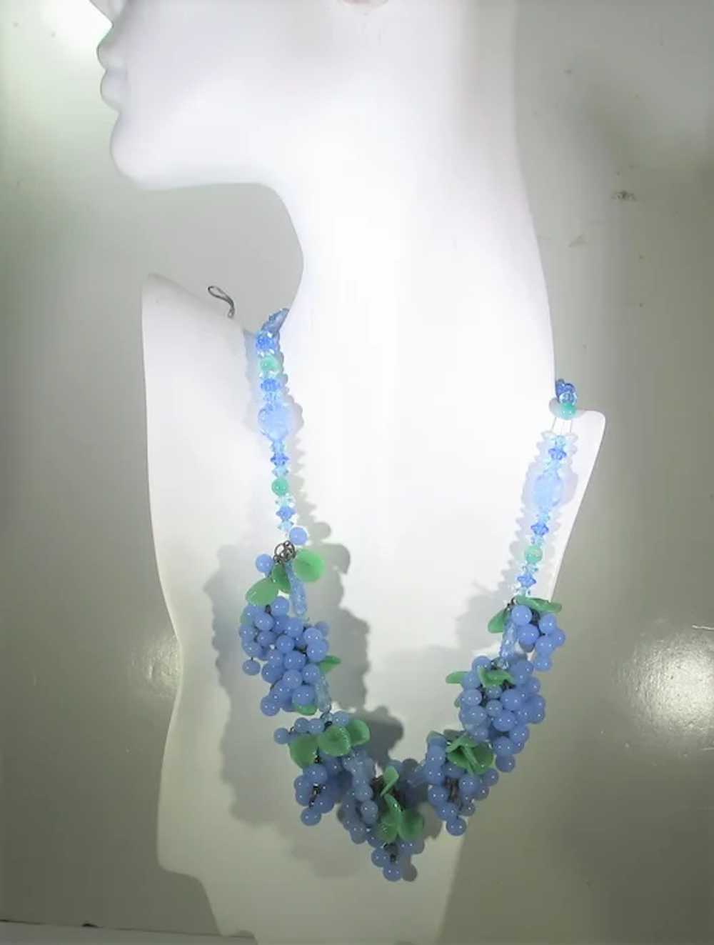 Vintage Art Glass Beaded Necklace Grape Themed in… - image 4