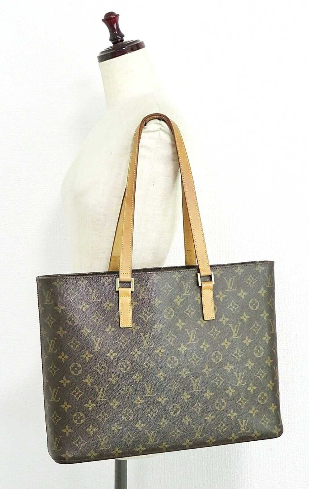 Louis Vuitton LOUIS VUITTON Luco Monogram Shoulde… - image 2