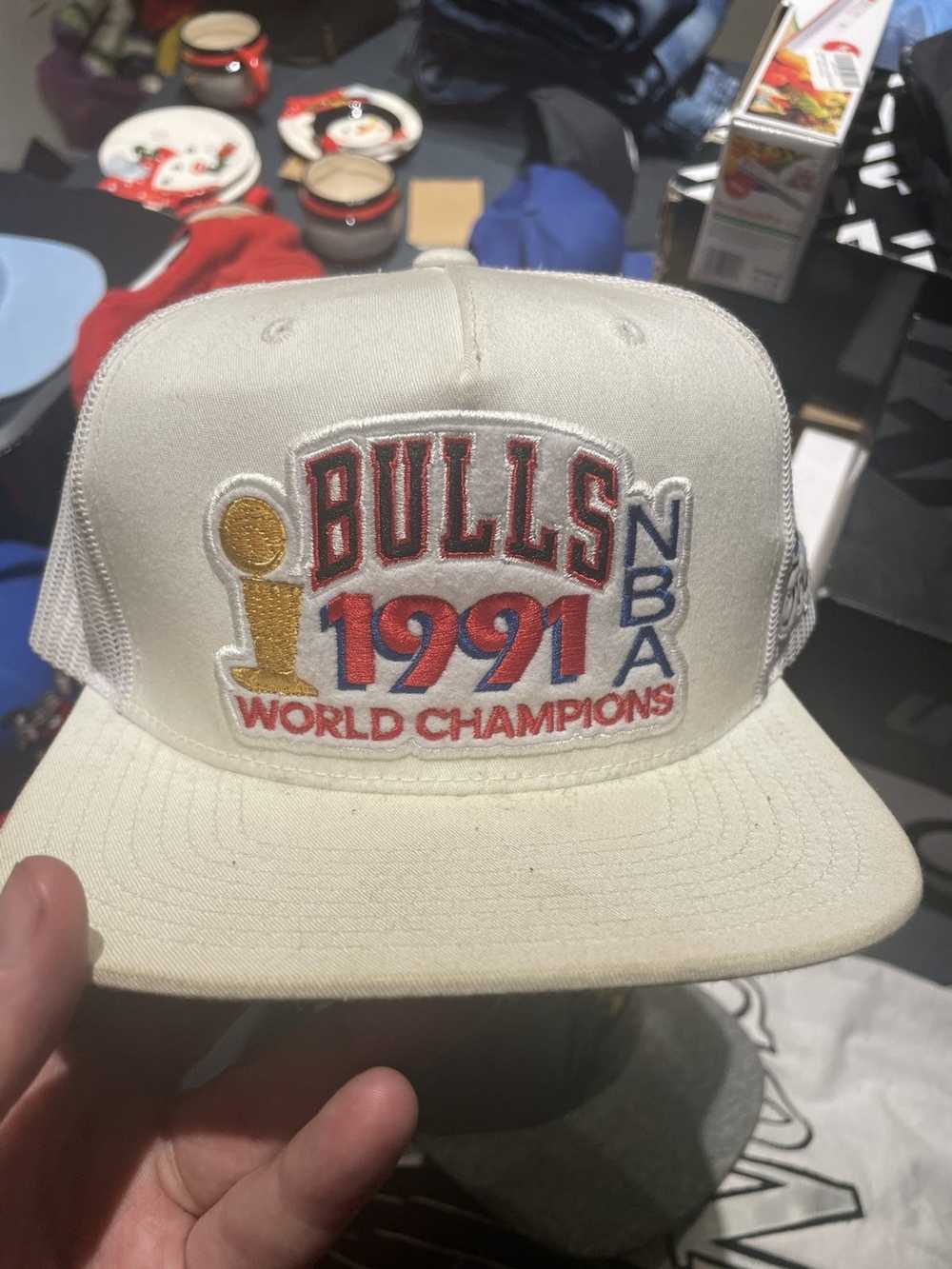 Mitchell & Ness Bulls 1991 world champions hat - Gem