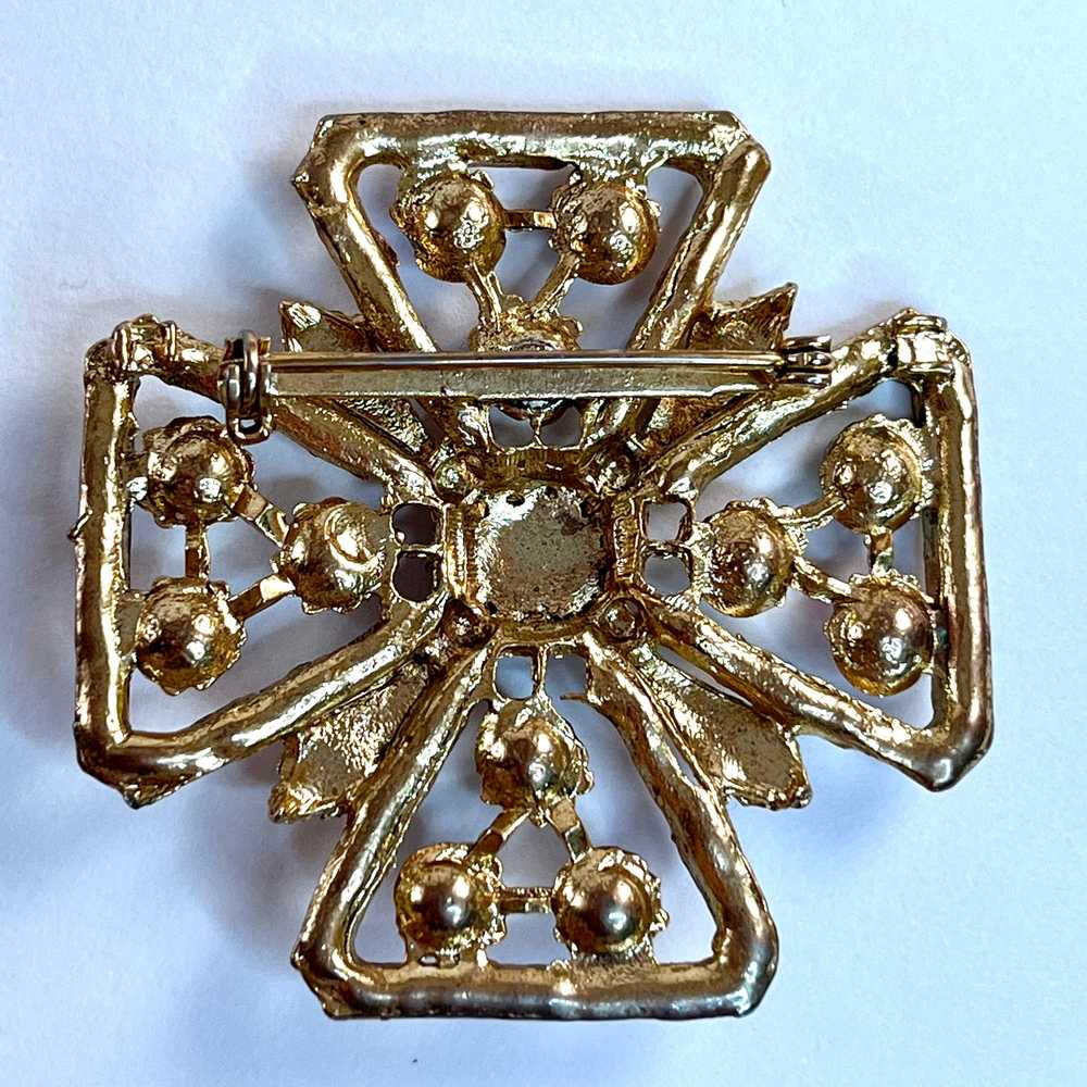 1960s Unsigned Maltese Cross Rhinestone Brooch - image 4