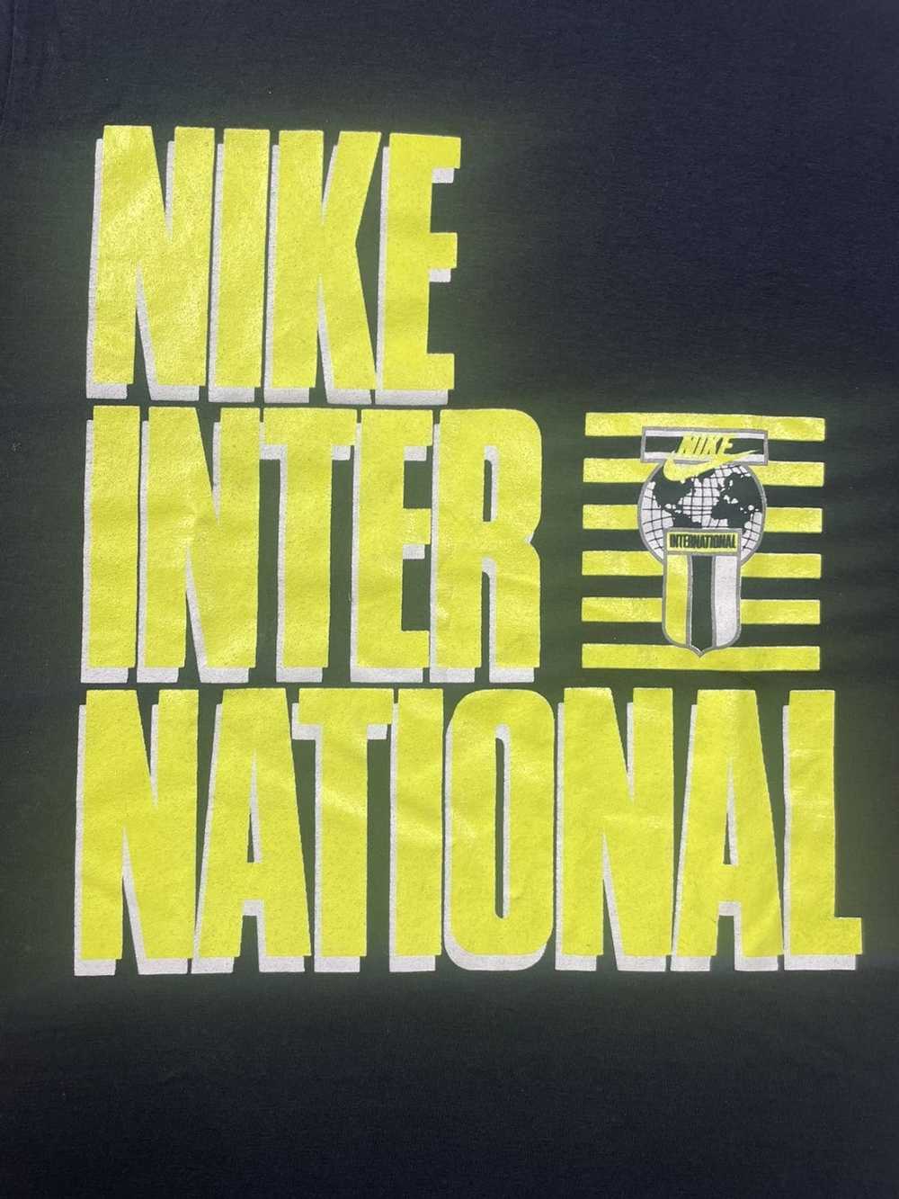 Nike × Vintage Vintage 90s Nike International tee - image 2