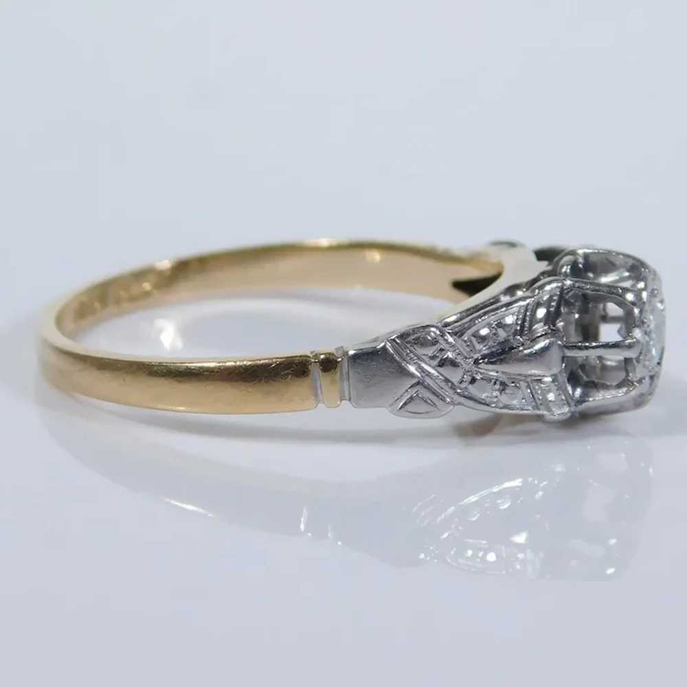 Decorative .10ct Diamond Solitaire Ring 18K Gold … - image 3