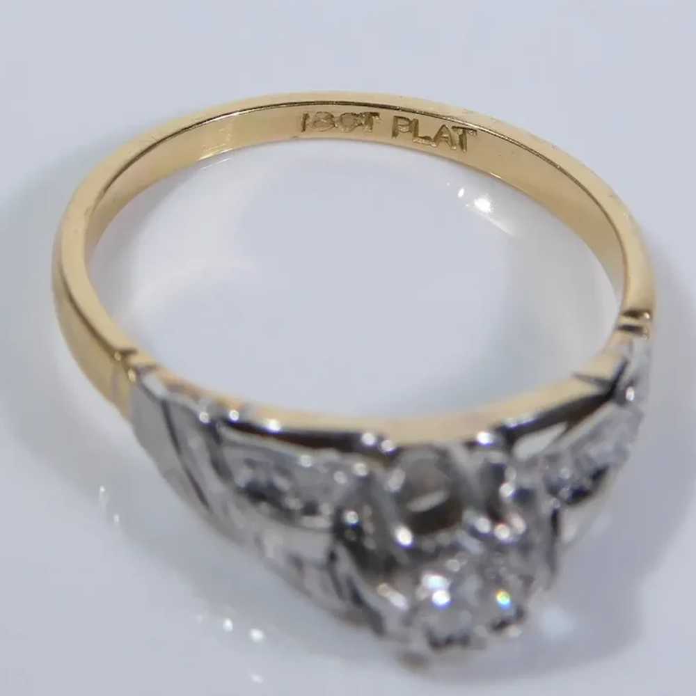 Decorative .10ct Diamond Solitaire Ring 18K Gold … - image 6
