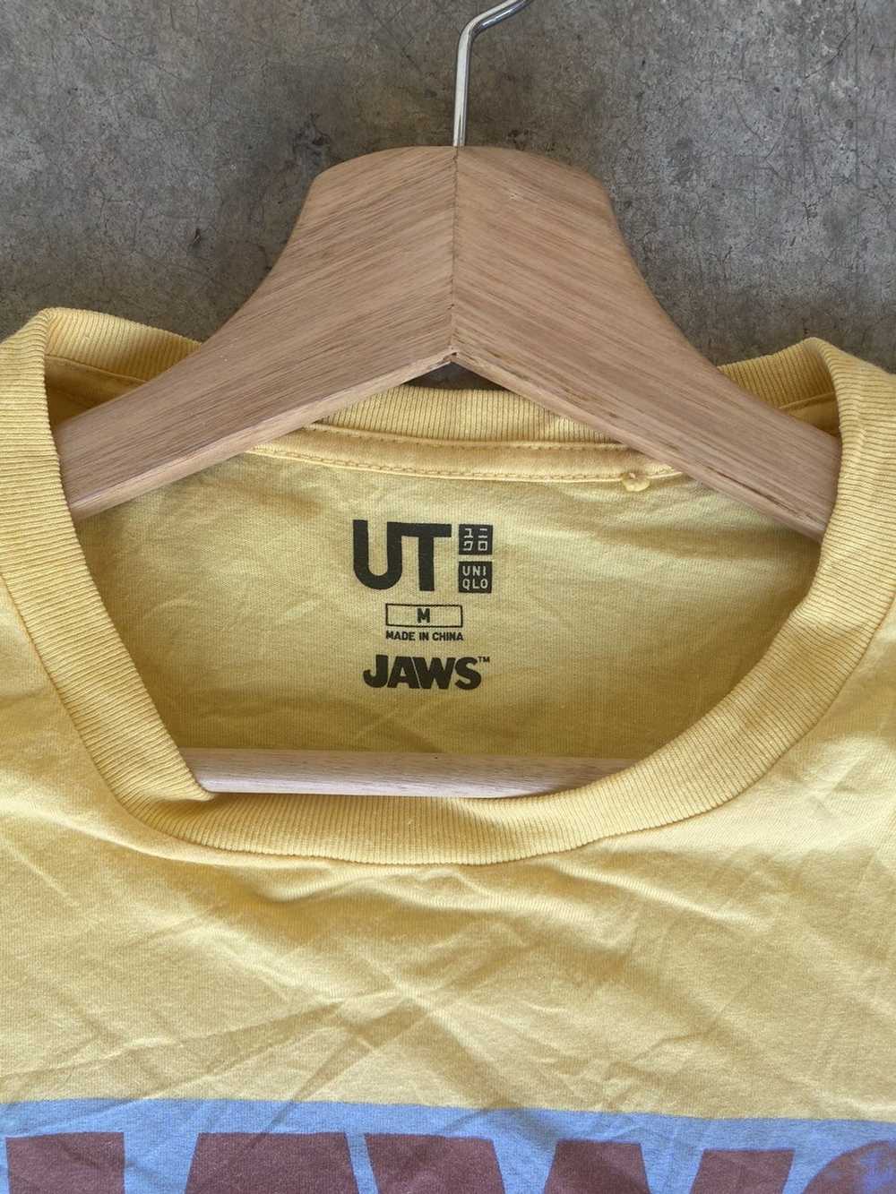 Movie × Uniqlo Rare!! Uniqlo X Jaws t-shirt nice … - image 3